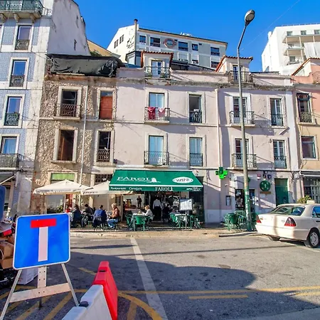 Spacious In Lisbon's Historic Centre 65 M² Parking Lisboa